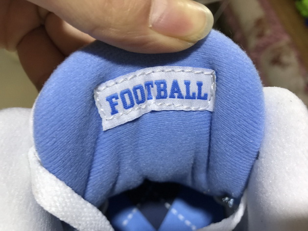 Air Jordan 3 Retro UNC