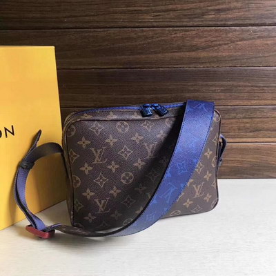 LV Handbags AAA(Men)-024