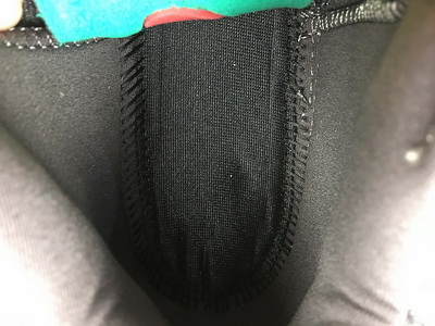 ad*s Y**zy 500(aaa)-003