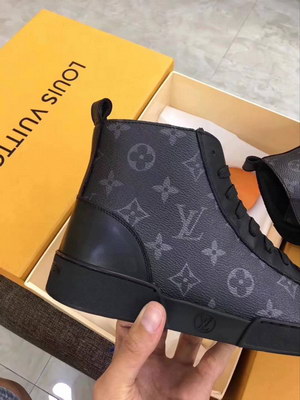 LV High Cut-090