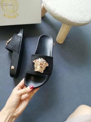 Versace Slippers Women(AAA)-017