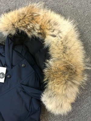 Canada Goose Coat-101