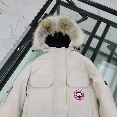 Canada Goose Coat(Women)-002
