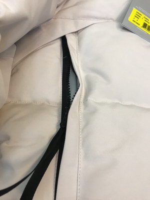 Canada Goose Coat-100