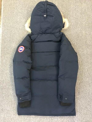 Canada Goose Coat-101