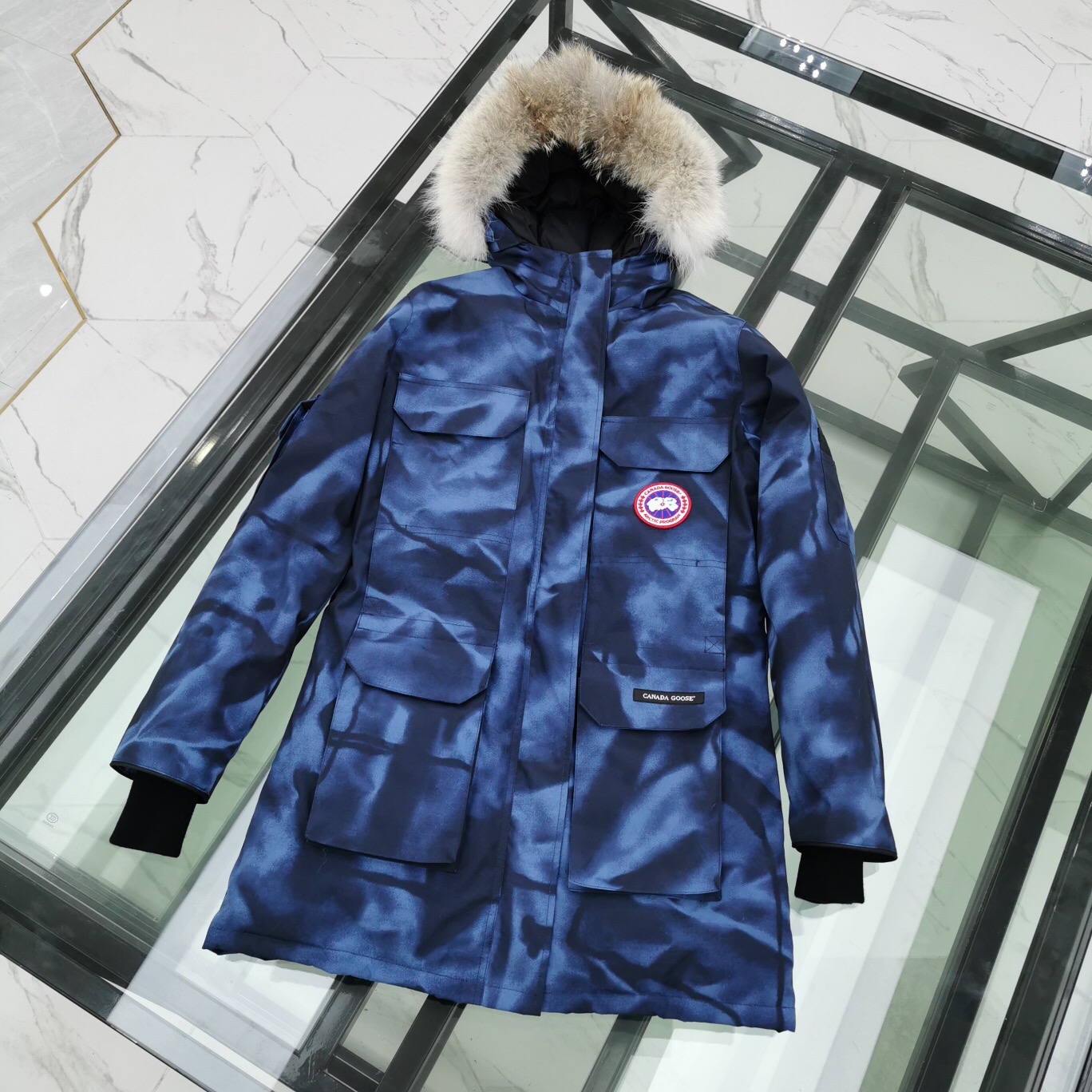 Canada Goose Coat(Women)-009