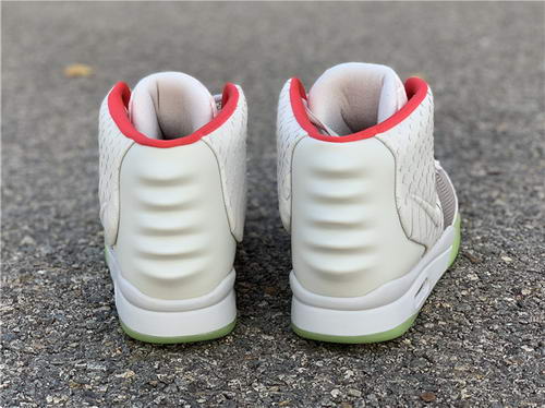 Kanye West xNike Air Yeezy II NRG White