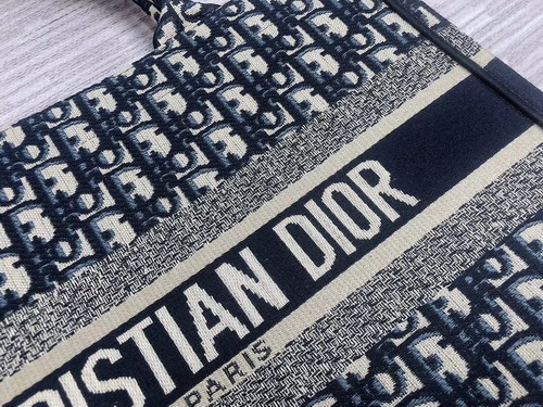 Dior Handbags AAAA(Women)-011