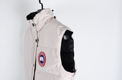 Canada Goose Vest Coat(Women)-001