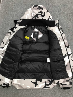 Canada Goose Coat-37-141