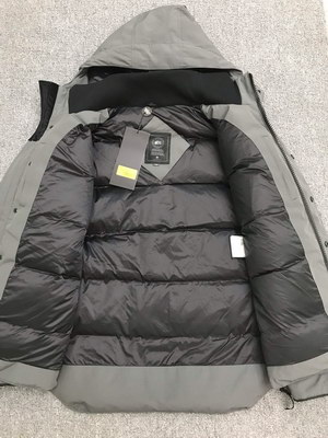 Canada Goose Coat-37-135