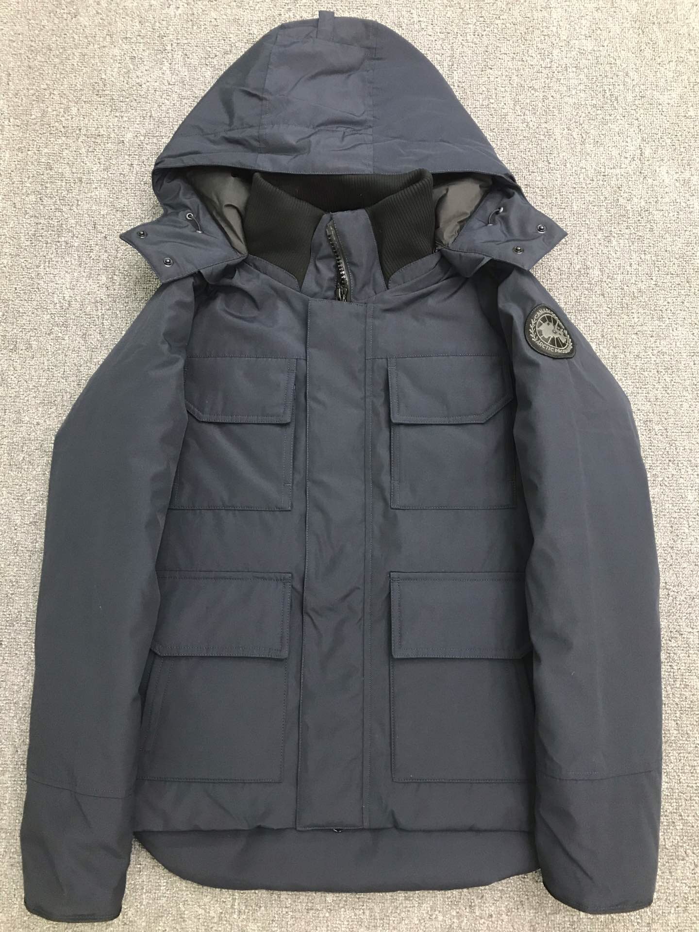 Canada Goose Coat-37-137