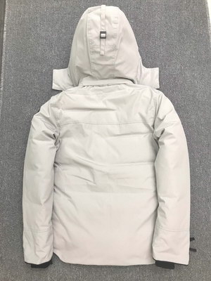 Can*a Go*e coat-37-136