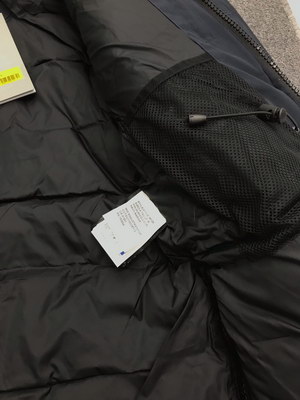 Canada Goose Coat-145