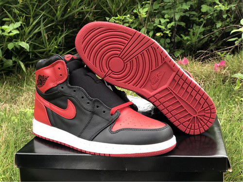 Air Jordan 1 banned with X