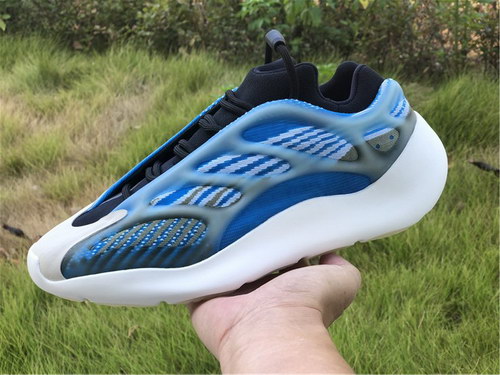 authentic Y**zy 700 boost v3-003