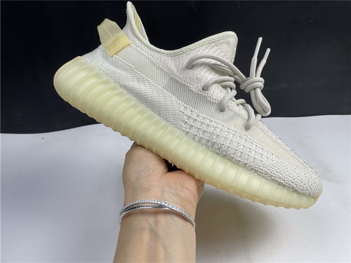 Y**zy boost 350 v2 “light”