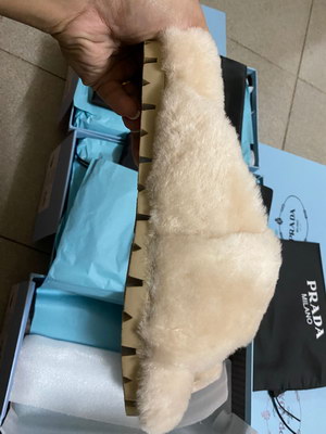 Pra*a slippers women(aaa)-001