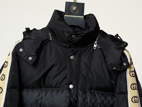 Gucci Coat-001