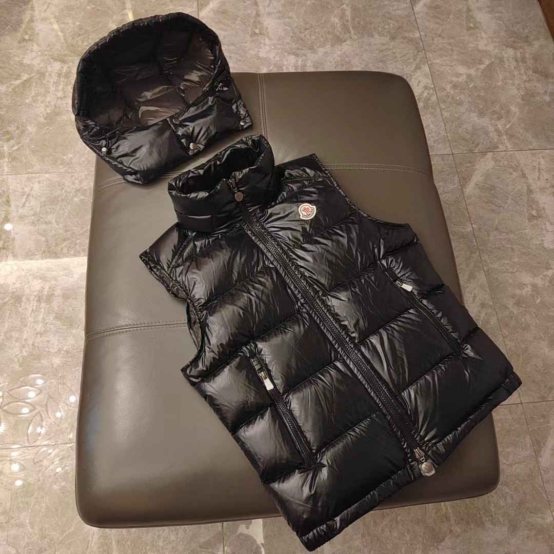 Moncler Vest Coat-016