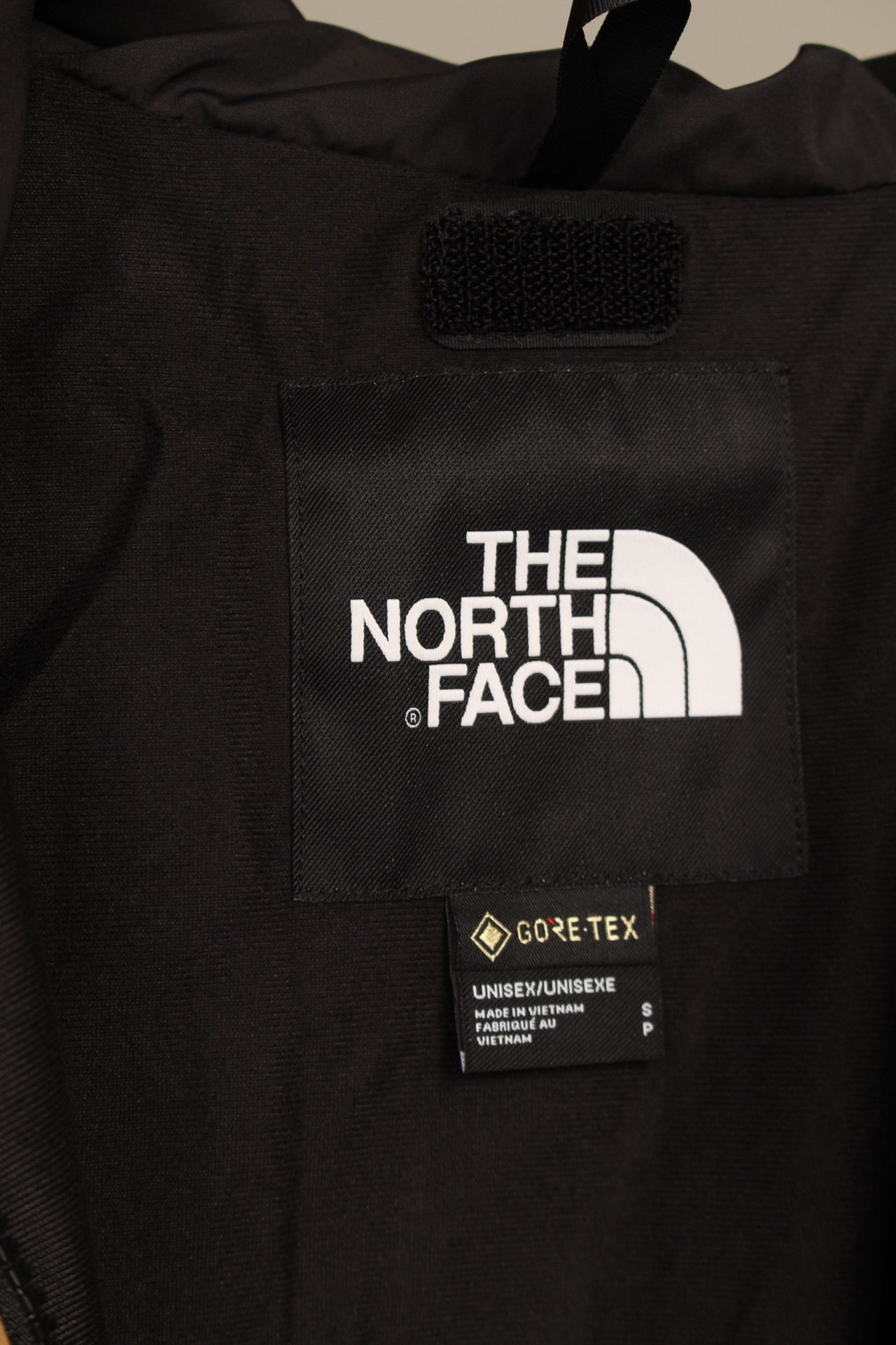 the n0*h F**e coat-018