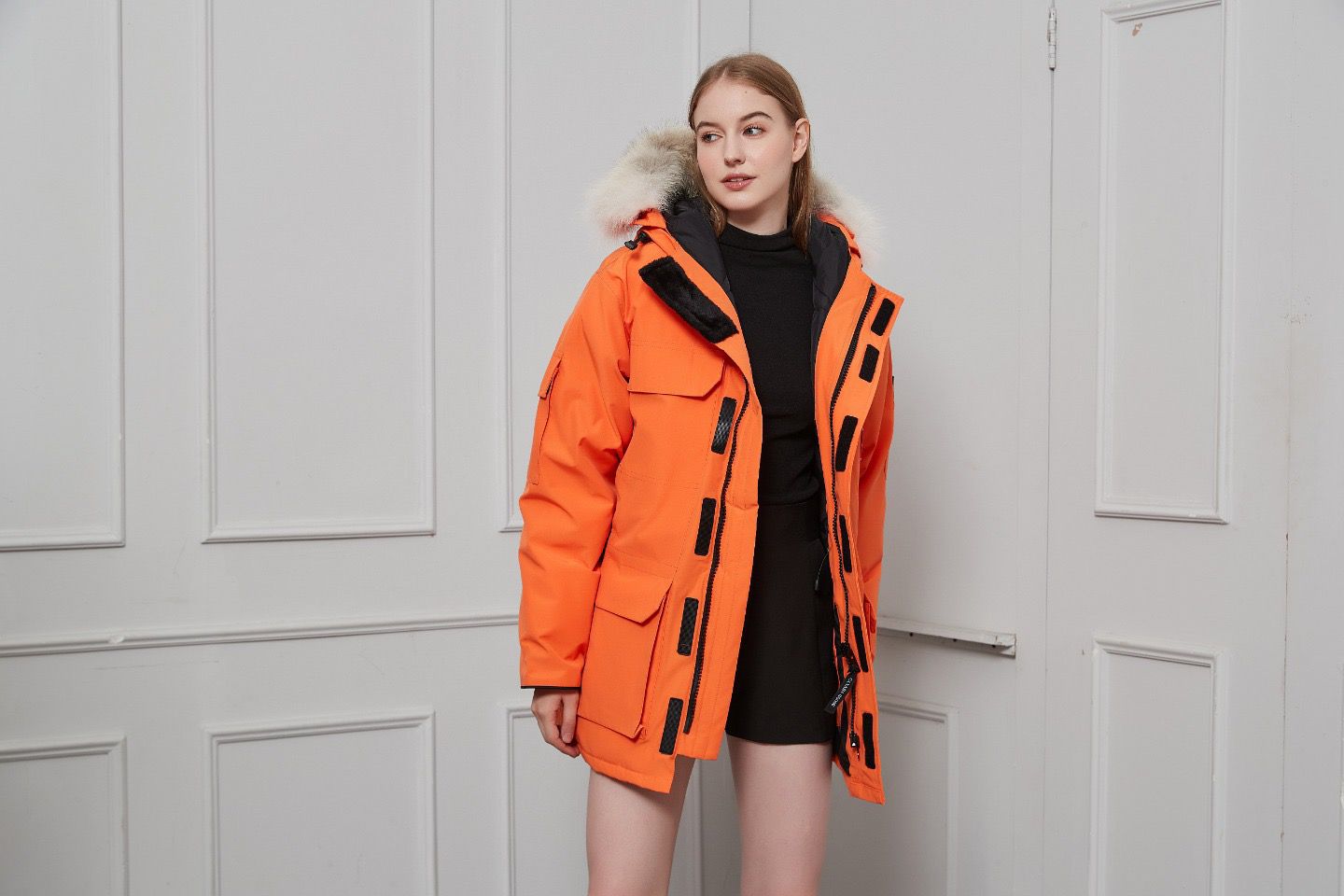 Canada Goose Coat(Women)-025