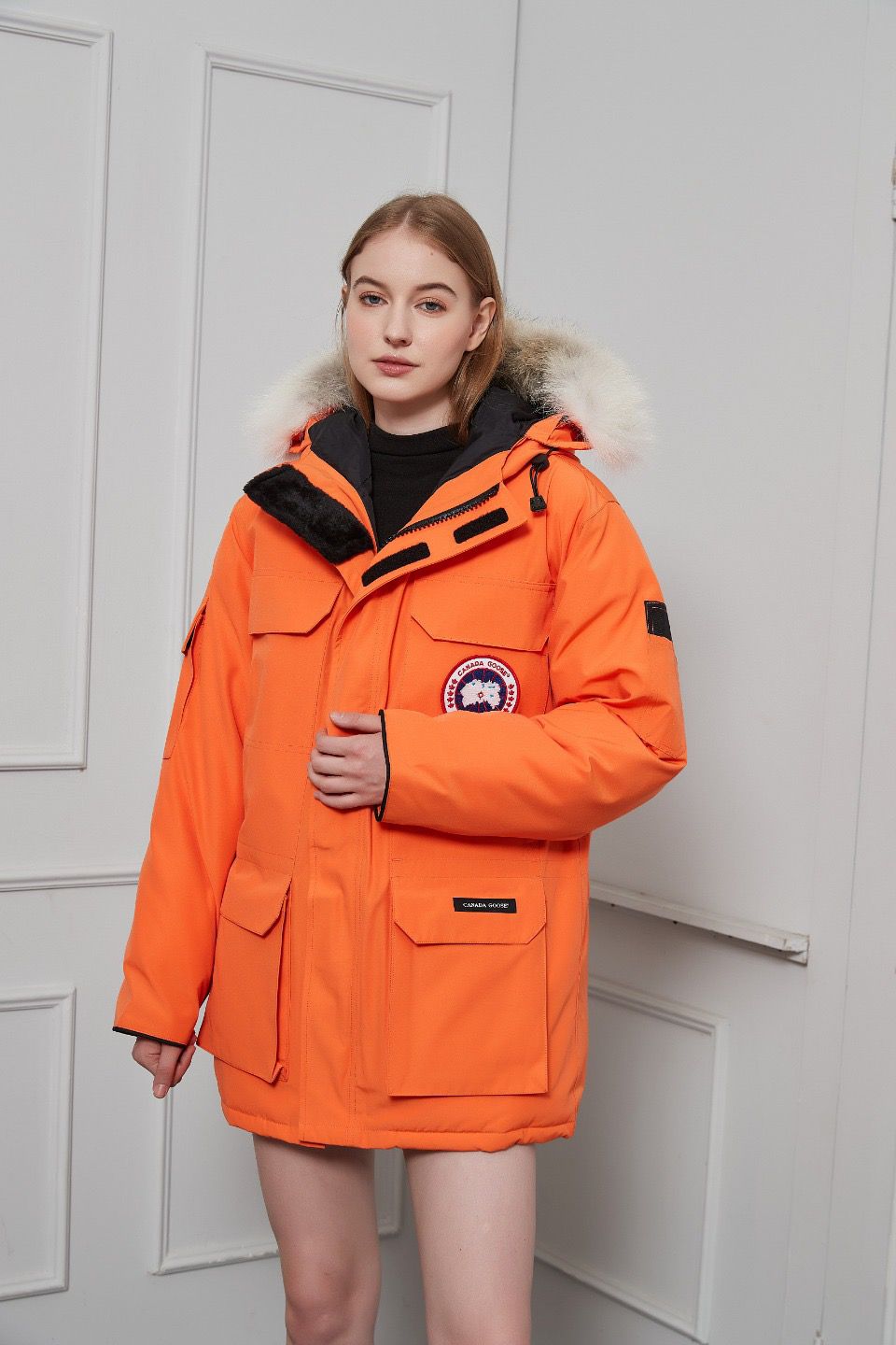 Canada Goose Coat(Women)-025