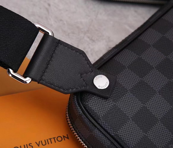 LV Handbags AAA(Men)-091