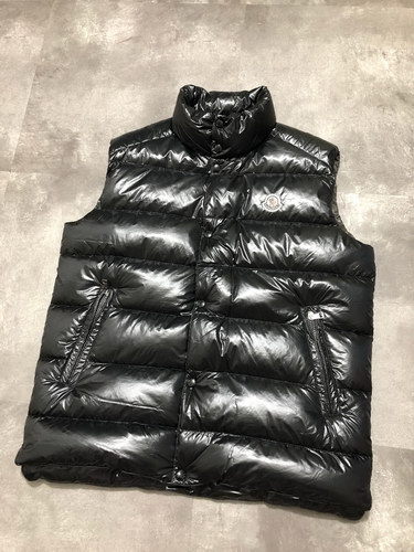Moncler Vest Coat-023