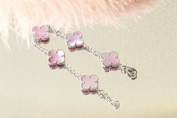 Van Cleef & Arpels Bracelet(19cm)-007