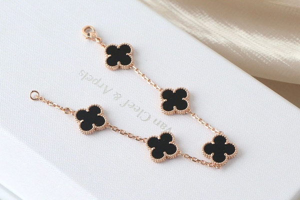 Van Cleef & Arpels Bracelet(19cm)-003