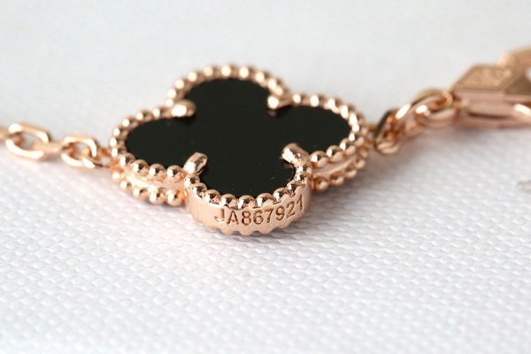 Van Cleef & Arpels Bracelet(19cm)-003