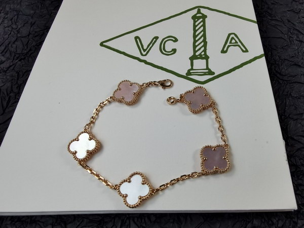 Van Cleef & Arpels Bracelet(19cm)-005
