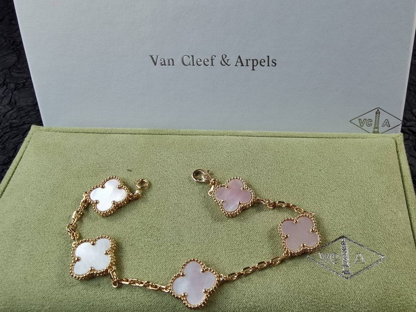 Van Cleef & Arpels Bracelet(19cm)-005