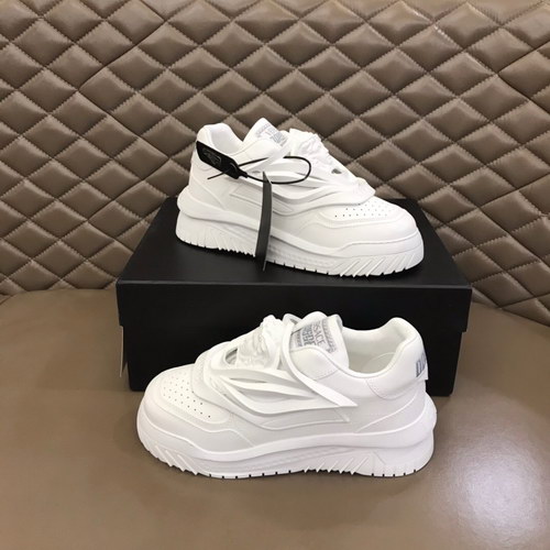 Versace Shoes(AAA)-186