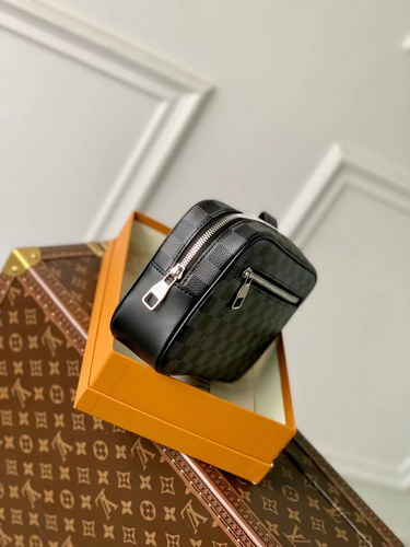 LV Handbags AAA(Men)-093