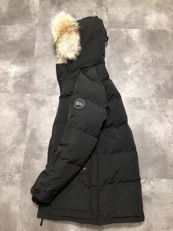 Canada Goose Coat (E30)-223