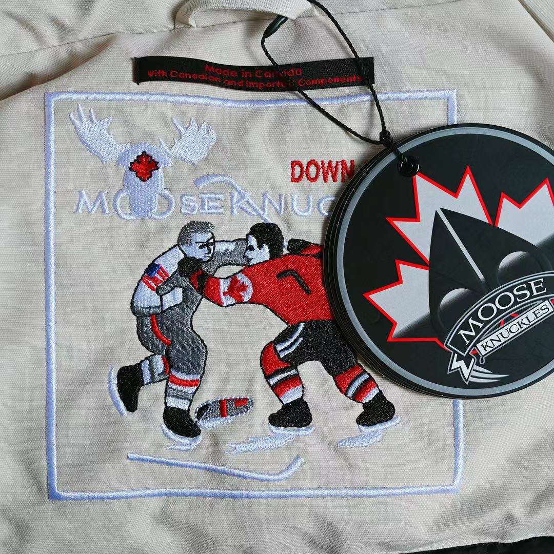 Moose Knuckles Coat-005