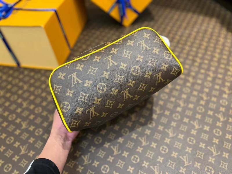 LV Small bags(AAA)-010