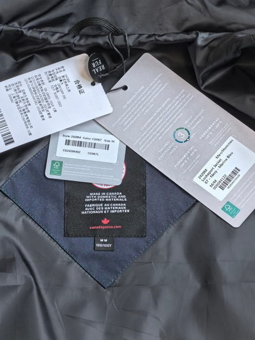 Canada Goose jacket-004