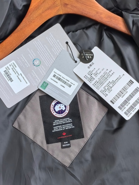 Canada Goose jacket-005