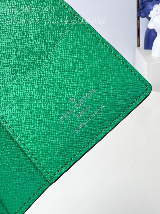 LV Wallets AAA(Men)-039