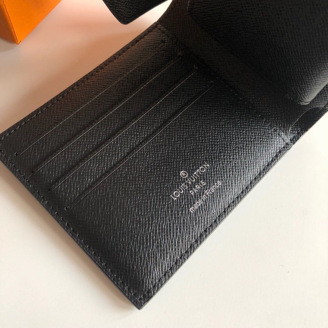 LV Wallets AAA(Men)-050