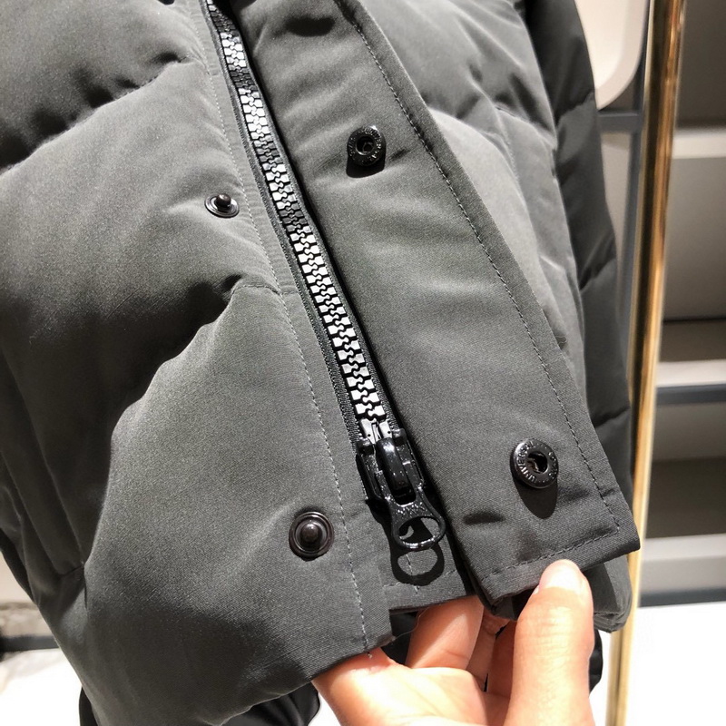 Canada Goose Coat-240