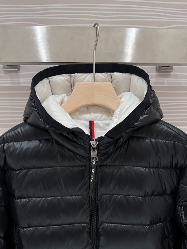 Moncler Coat-189