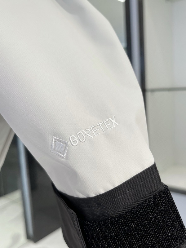 the n0*h F**e coat-050