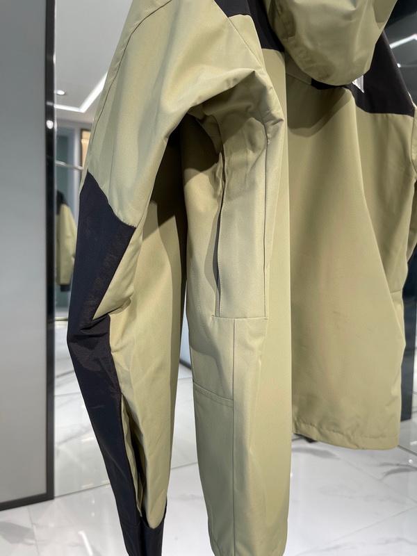 the n0*h F**e coat-053