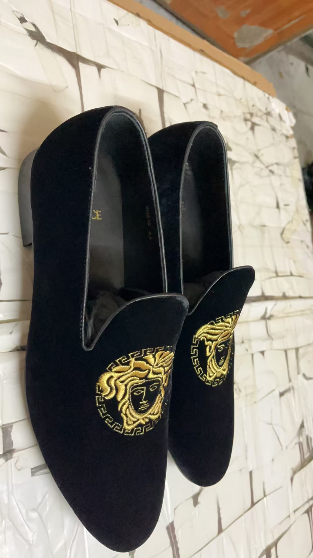 Versace Shoes(AAA)-189