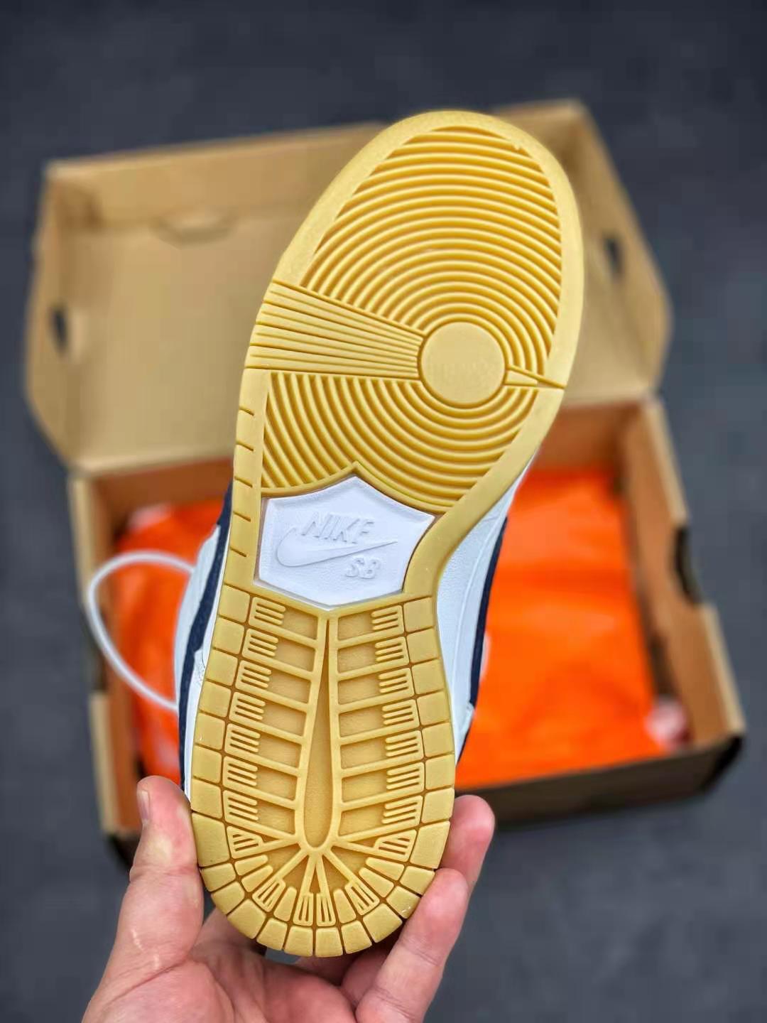 Nike SB Dunk Low Pro