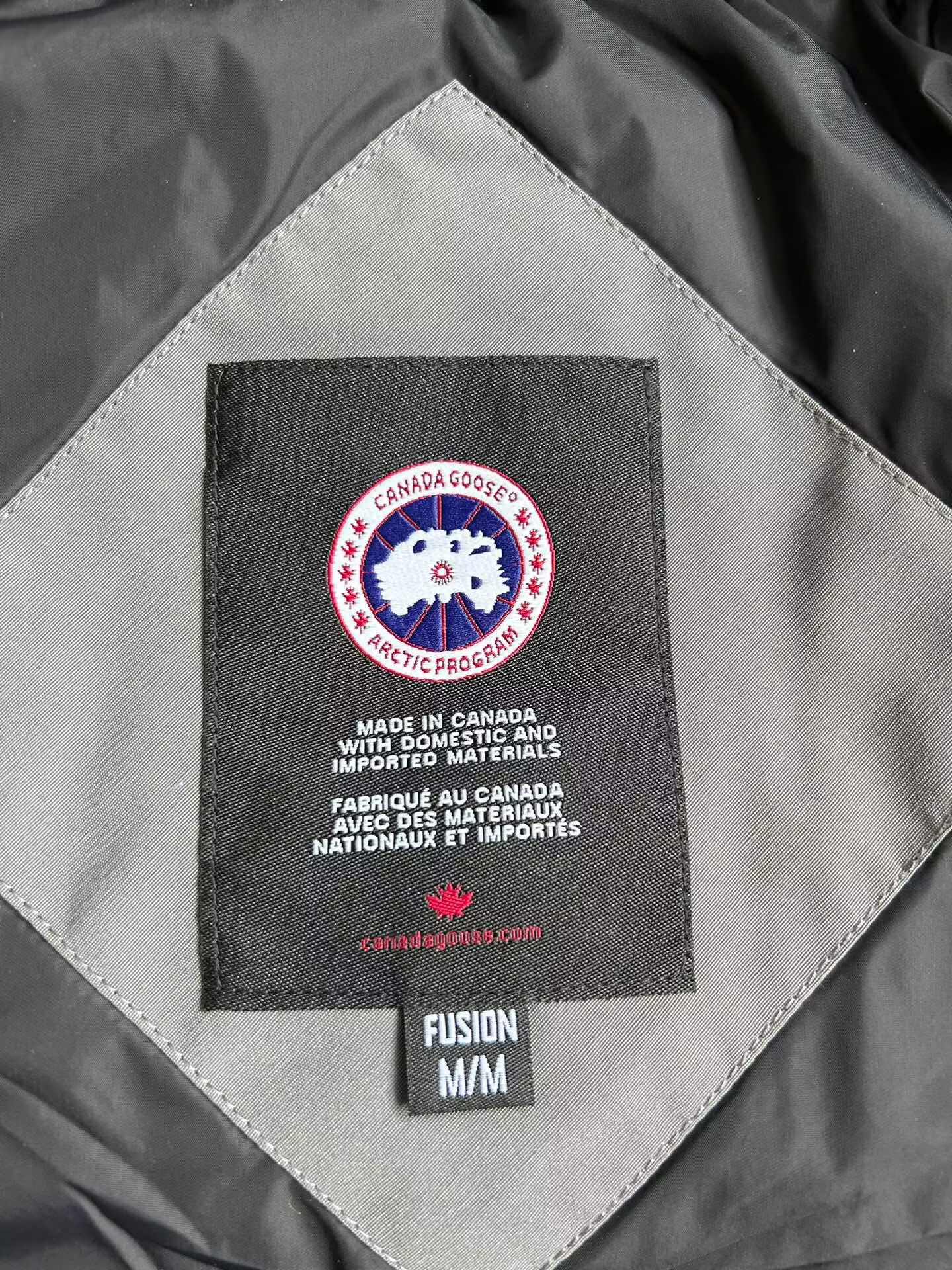 Canada Goose Coat-250